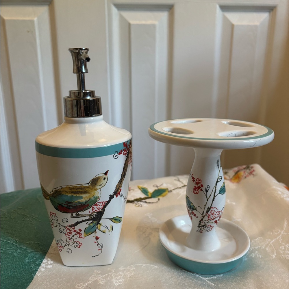 Lenox Bathroom set - Picture 6 of 11
